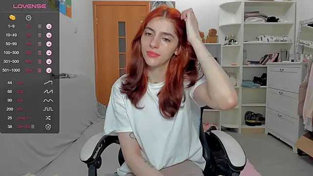 Snapshot of broosnica1 chatting on 06-10-26, 08:04 broosnica1 online show from 06-10-26, 08:04