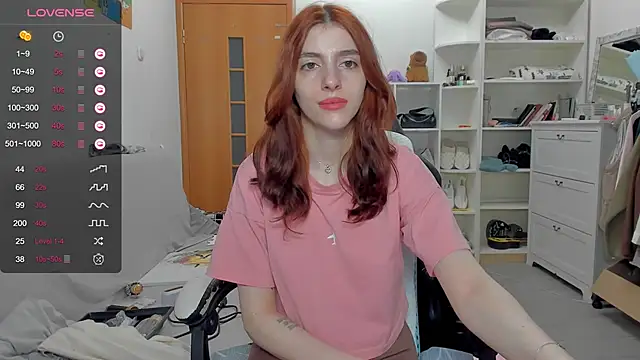 Snapshot of broosnica1 chatting on 05-30-26, 08:09 broosnica1 online show from 05-30-26, 08:09
