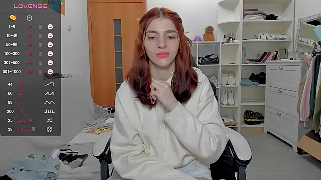 Snapshot of broosnica1 chatting on 05-28-26, 07:49 broosnica1 online show from 05-28-26, 07:49