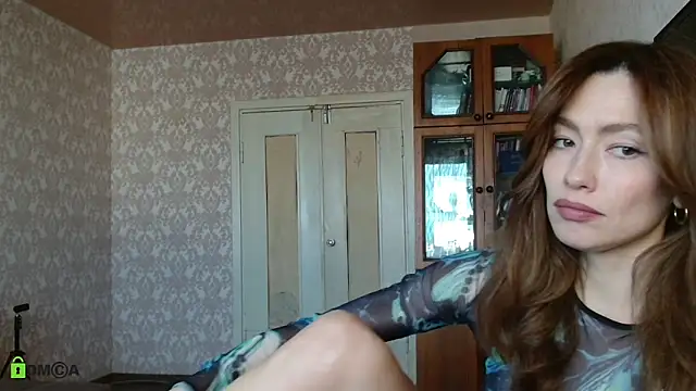 alicia spicy online show from 10-13-25, 05:20