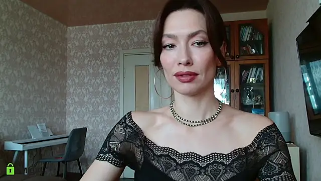 Snapshot of alicia_spicy chatting on 07-11-26, 08:36 alicia spicy online show from 07-11-26, 08:36