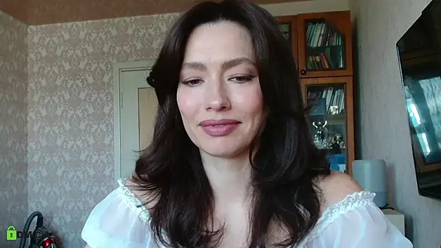 Snapshot of alicia_spicy chatting on 06-02-26, 06:35 alicia spicy online show from 06-02-26, 06:35