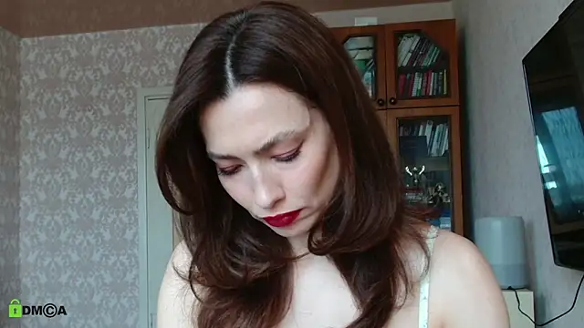 Snapshot of alicia_spicy chatting on 05-13-26, 06:31 alicia spicy online show from 05-13-26, 06:31