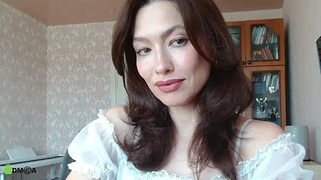 Snapshot of alicia_spicy chatting on 06-18-26, 01:38 alicia spicy online show from 06-18-26, 01:38