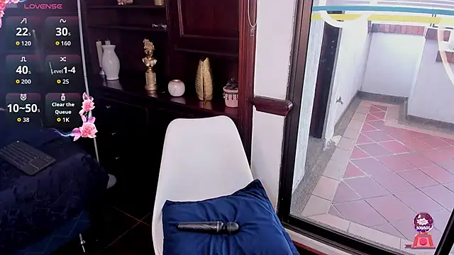 xenia golden online show from 10-30-25, 02:04