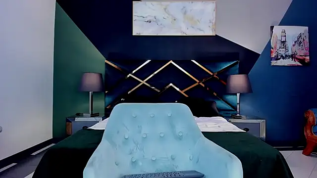 xenia golden online show from 12-18-25, 04:55