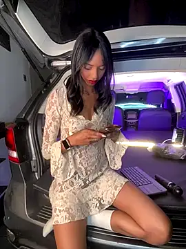 xenia golden online show from 10-29-25, 01:43