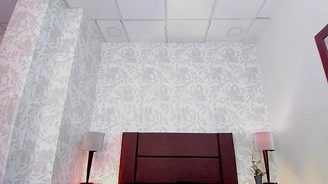 xenia golden online show from 12-05-25, 01:53