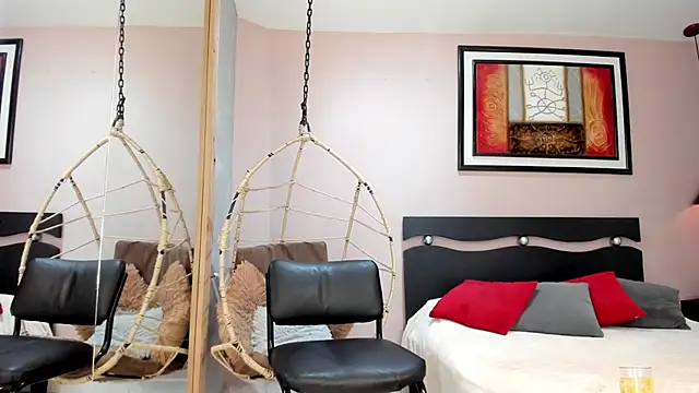  AlejaCruz  online show from 02-07-26, 07:22