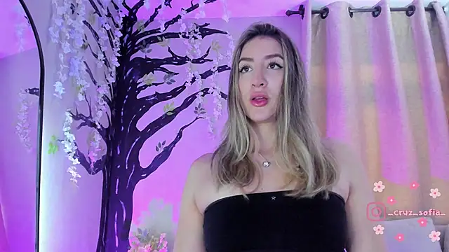  AlejaCruz  online show from 01-05-26, 07:39