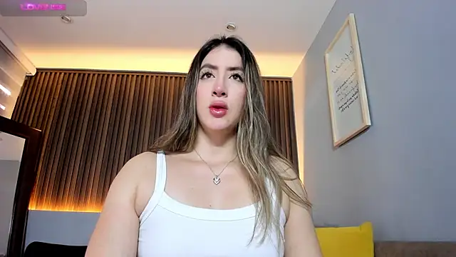  AlejaCruz  online show from 07-26-26, 06:37