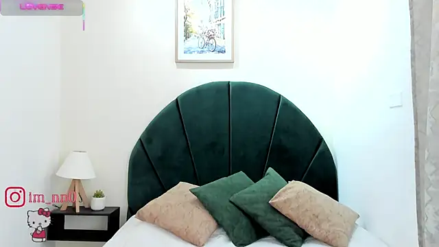  AlejaCruz  online show from 01-12-26, 05:53