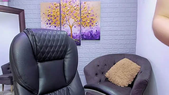  AlejaCruz  online show from 11-12-25, 07:18