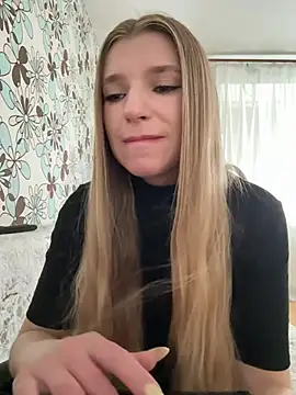 Snapshot of adel_secret chatting on 04-30-26, 11:06 adel secret online show from 04-30-26, 11:06