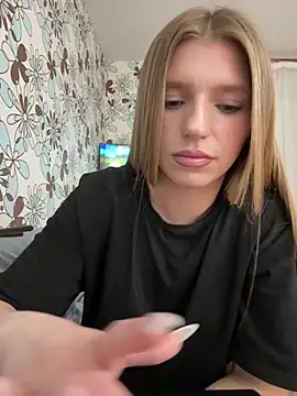 adel secret online show from 03-29-26, 08:54