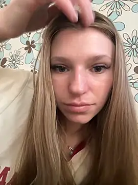 adel secret online show from 10-18-25, 09:44