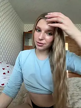 Snapshot of adel_secret chatting on 06-17-26, 12:37 adel secret online show from 06-17-26, 12:37