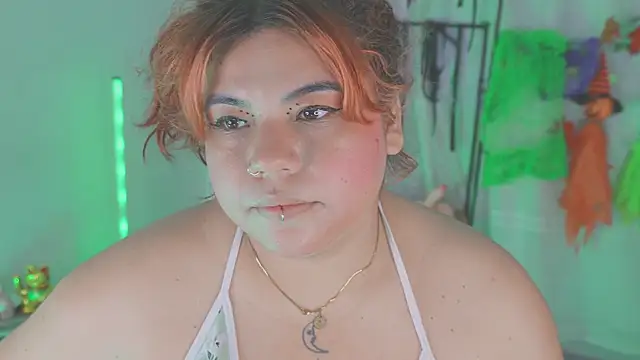 Snapshot of Samanta_cutee chatting on 09-28-25, 12:45 Samanta cutee online show from 09-28-25, 12:45