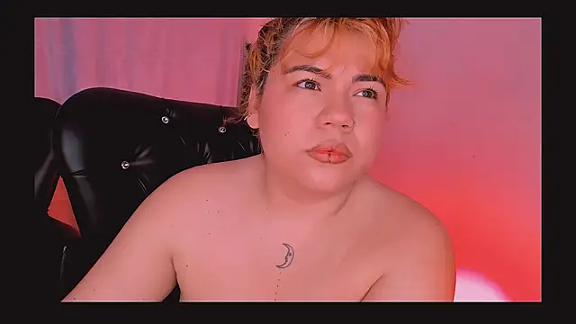 Snapshot of Samanta_cutee chatting on 03-11-25, 12:06 Samanta cutee online show from 03-11-25, 12:06