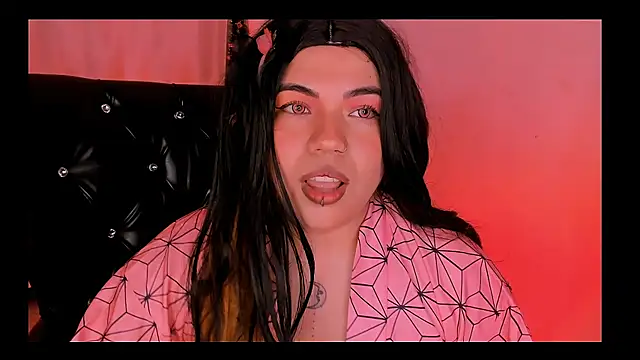 Snapshot of Samanta_cutee chatting on 03-08-25, 11:27 Samanta cutee online show from 03-08-25, 11:27