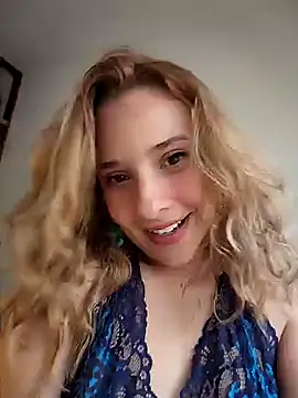 Sophy Bunny online show from 12-06-24, 07:28