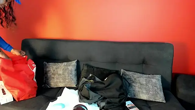 Charlotte  Brown  online show from 03-07-25, 12:45