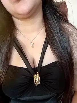 Snapshot of AK---47 chatting on 10-29-25, 07:40 AK---47 online show from 10-29-25, 07:40