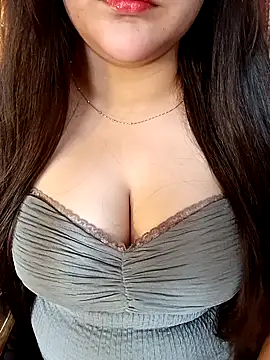 Snapshot of AK---47 chatting on 05-17-26, 09:53 AK---47 online show from 05-17-26, 09:53