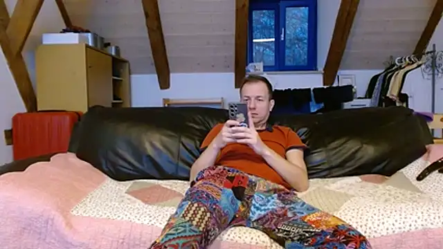 crazyluck8 online show from 03-13-26, 05:40