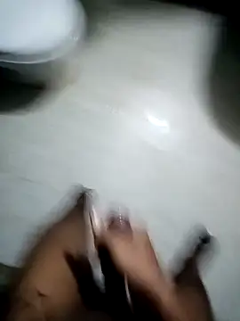 littleboy720 online show from 01-05-25, 01:13