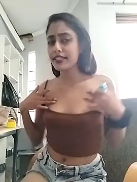 cleopatra-phaedra online show from 02-22-26, 03:57