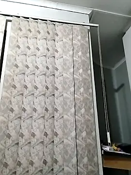 cleopatra-phaedra online show from 10-29-25, 04:50