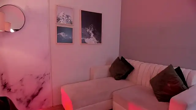 Violetta Nur online show from 07-27-26, 09:11