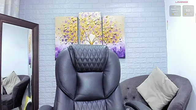  LaraMom  online show from 01-07-26, 08:03