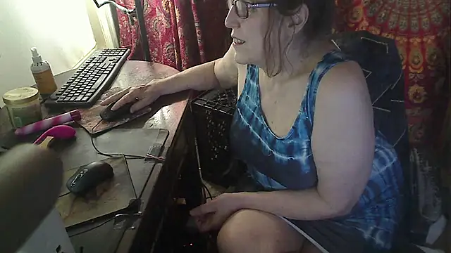 Ireallysquirt online show from 02-18-26, 01:25