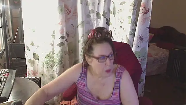 Ireallysquirt online show from 07-01-26, 04:13