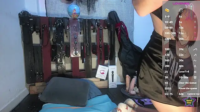  Hanna white  online show from 02-19-26, 03:14