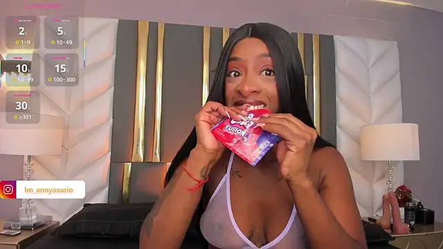 Anny osorio online show from 11-19-25, 02:11