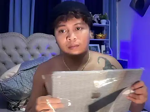 Snapshot of asian_sweetboy chatting on 02-25-26, 05:51 asian sweetboy online show from 02-25-26, 05:51