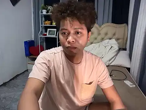 Snapshot of asian_sweetboy chatting on 03-03-26, 07:15 asian sweetboy online show from 03-03-26, 07:15