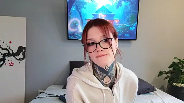 SophieInkk online show from 11-08-25, 08:07