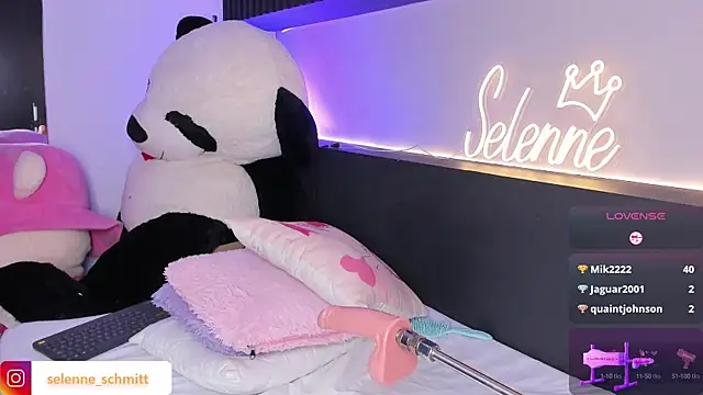 selenne schmitt online show from 03-17-25, 09:46