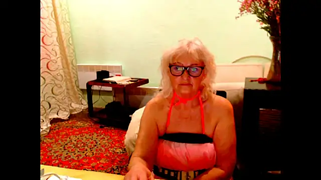 Natali7634 online show from 06-06-26, 07:19