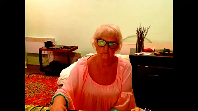 Natali7634 online show from 06-17-26, 04:17