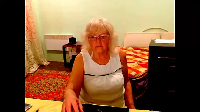 Natali7634 online show from 05-19-26, 03:19