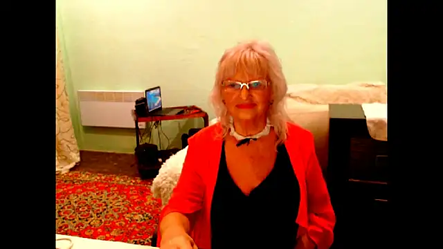 Natali7634 online show from 10-01-25, 06:12