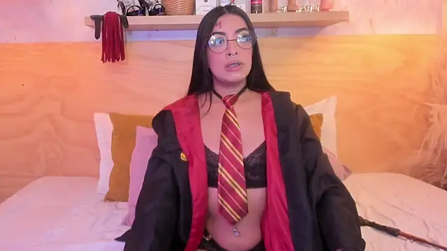 Majooo11 online show from 10-31-25, 05:42