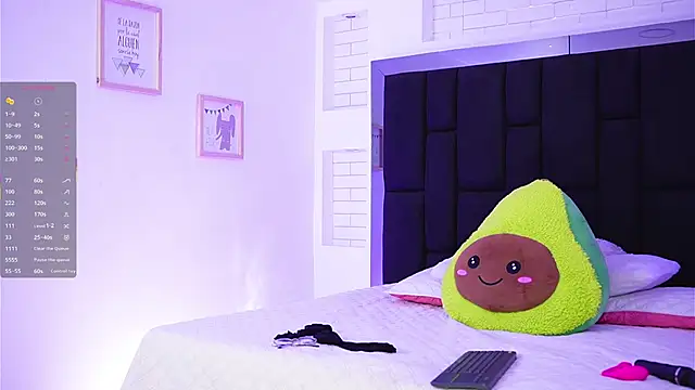 Marianamonroe  online show from 11-07-25, 06:56