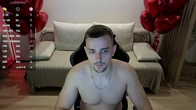 Snapshot of Larstar01 chatting on 09-26-25, 10:05 Larstar01 online show from 09-26-25, 10:05