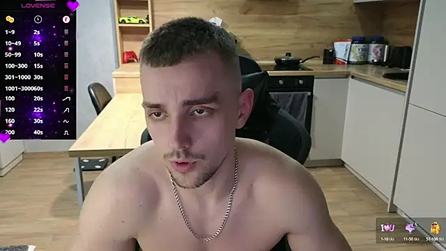 Snapshot of Larstar01 chatting on 03-03-25, 11:14 Larstar01 online show from 03-03-25, 11:14